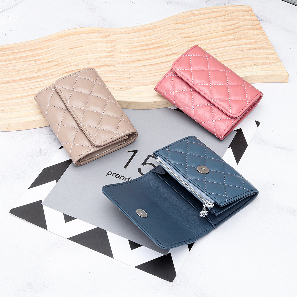 Luxury Bags Names - Sheepskin Quilted ผู้ถือบัตรผู้หญิง Bifold หนัง Bank