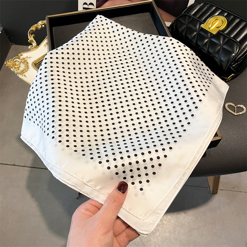 ผ้าพันคอพิมพ์ลายดอกไม้สำหรับผู - Luxury Bags Expensive บทวิจารณ์และราคา