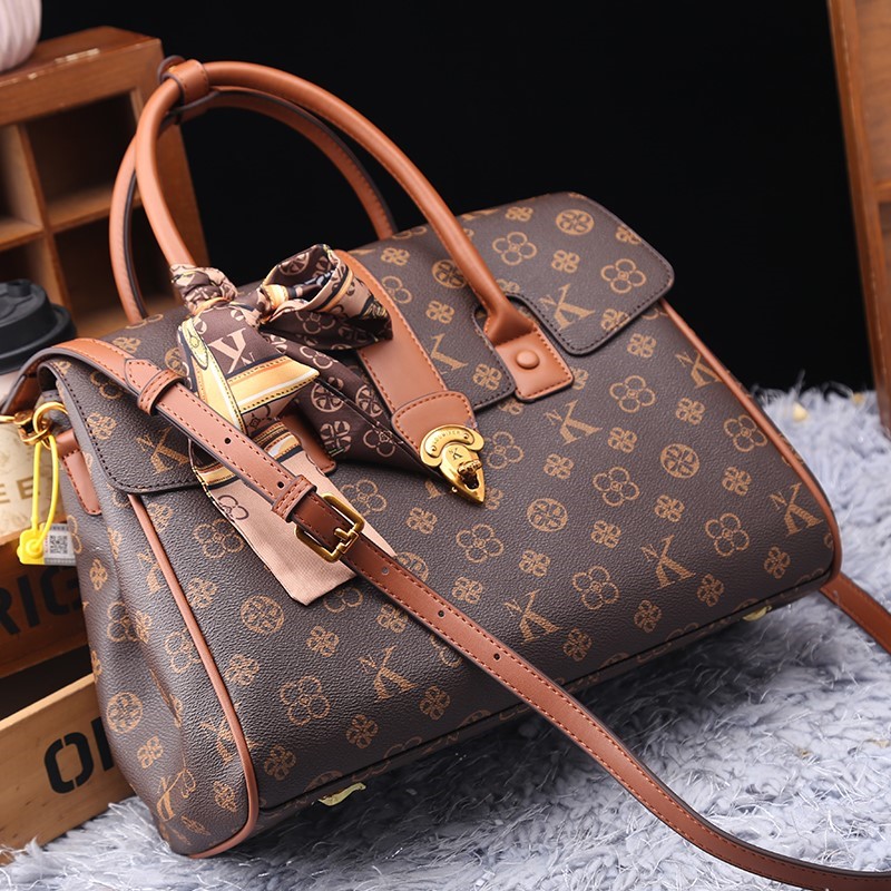 กระเป๋าผู้หญิงแบรนด์หรูน้ําหนั - Luxury Bags Trend 2025 บทวิจารณ์และราคา