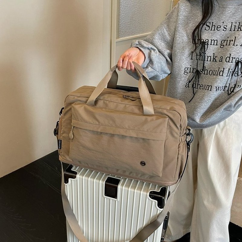 กระเป๋าเดินทางผู้หญิงแบบดัฟเฟิ - Weekender Bag Duffle บทวิจารณ์และราคา