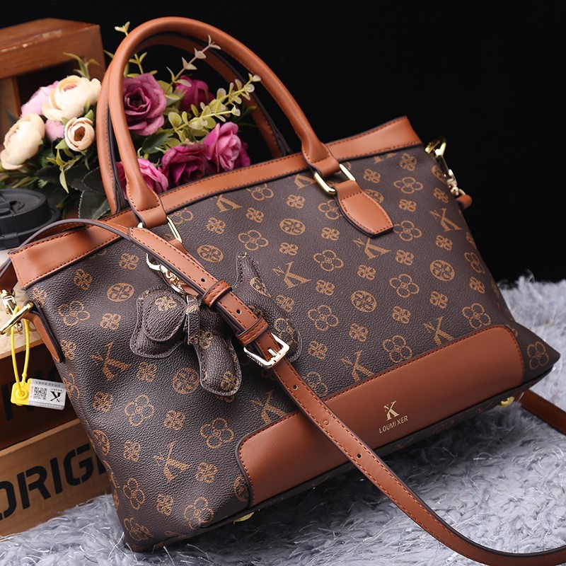 กระเป๋าแบรนด์หรูสำหรับผู้หญิง  - Luxury Bags Trend 2025 บทวิจารณ์และราคา