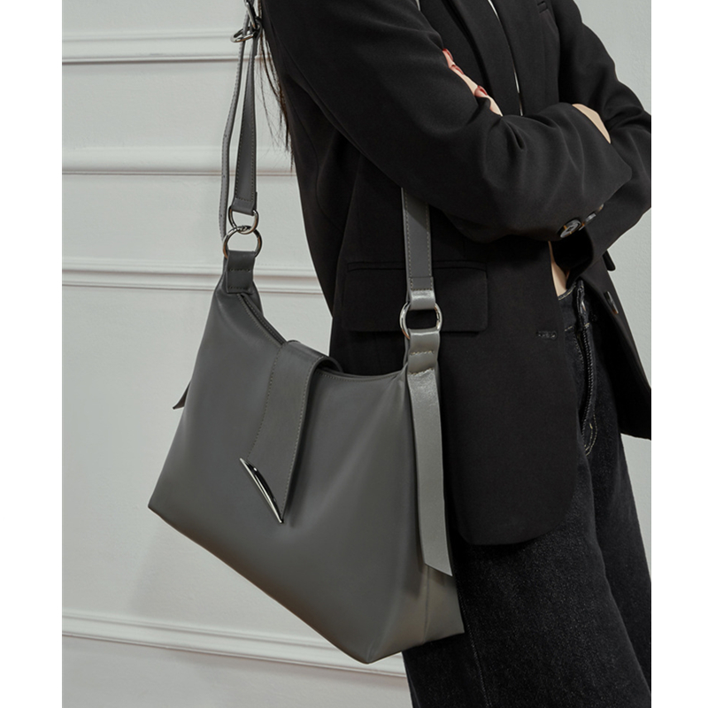 กระเป๋าหนังวัวแท้ Hifashion รุ - Luxury Bags 2026 บทวิจารณ์และราคา