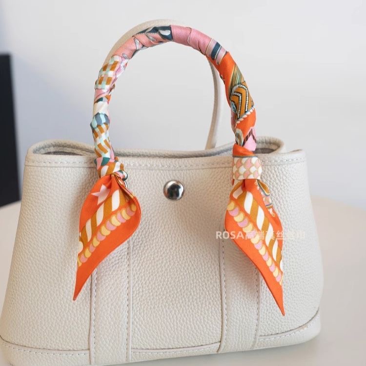 ผ้าพันคอยาวหรูหราพร้อมการออกแบ - Luxury Bags Hermes บทวิจารณ์และราคา