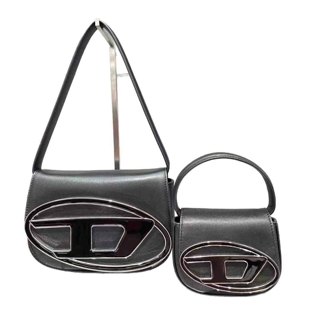กระเป๋าสะพายข้างทรงมินิแบบสadd - Saddle Bag Distressed บทวิจารณ์และราคา